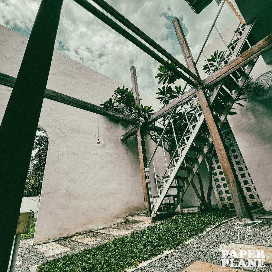 Paper Plane Cnx Bed & Breakfast Chiang Mai Exterior foto