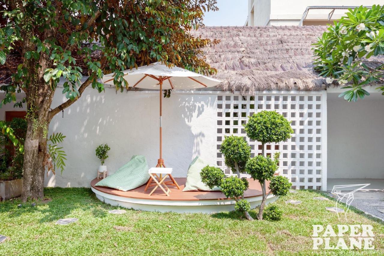 Paper Plane Cnx Bed & Breakfast Chiang Mai Exterior foto