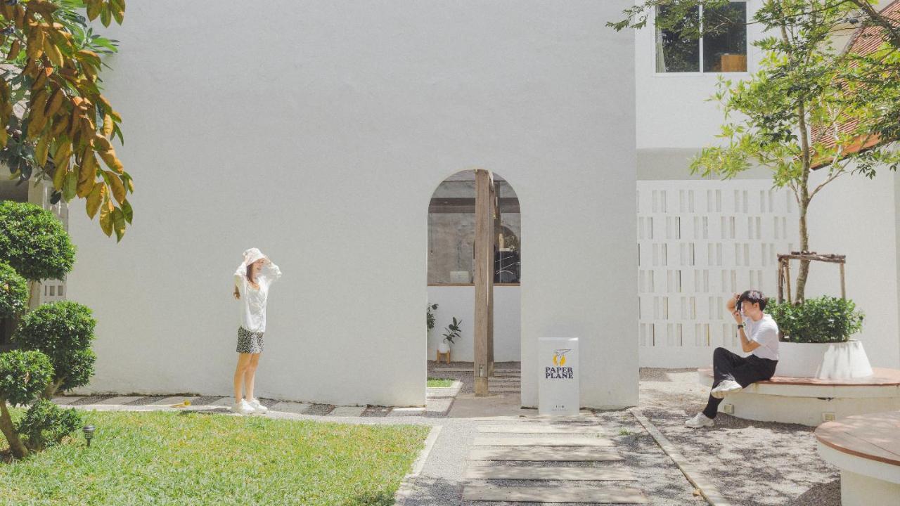 Paper Plane Cnx Bed & Breakfast Chiang Mai Exterior foto