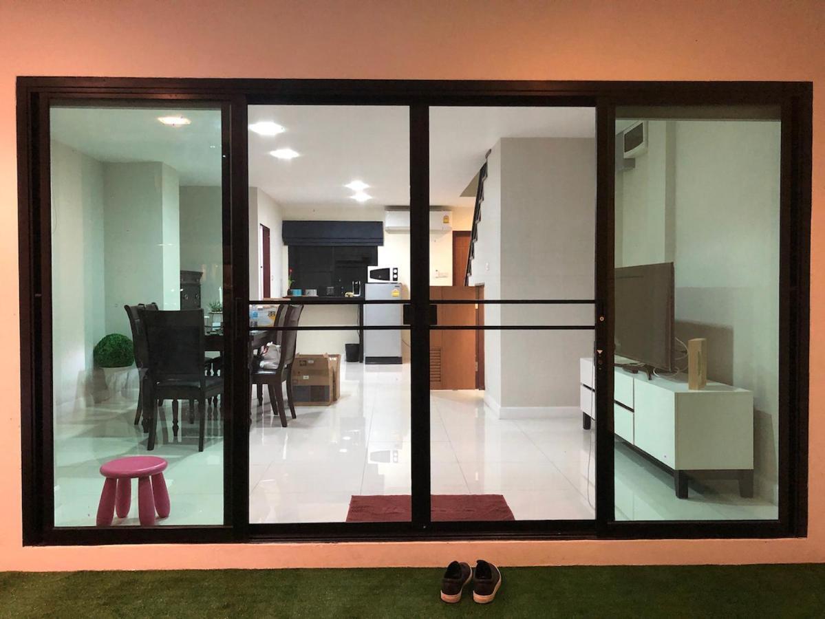 Paper Plane Cnx Bed & Breakfast Chiang Mai Exterior foto