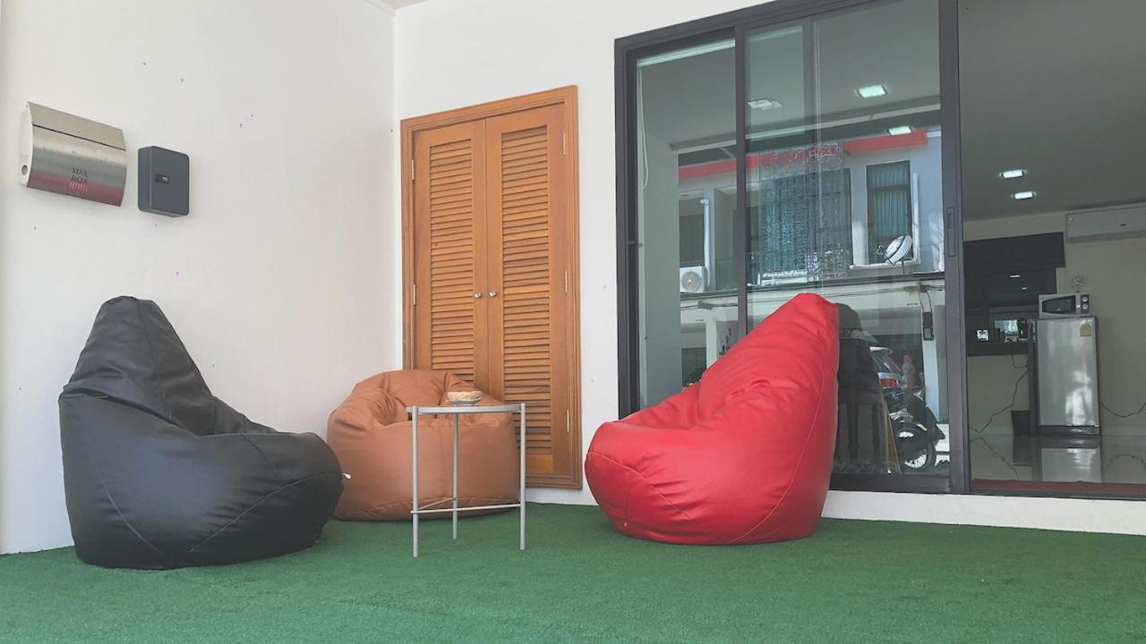Paper Plane Cnx Bed & Breakfast Chiang Mai Exterior foto